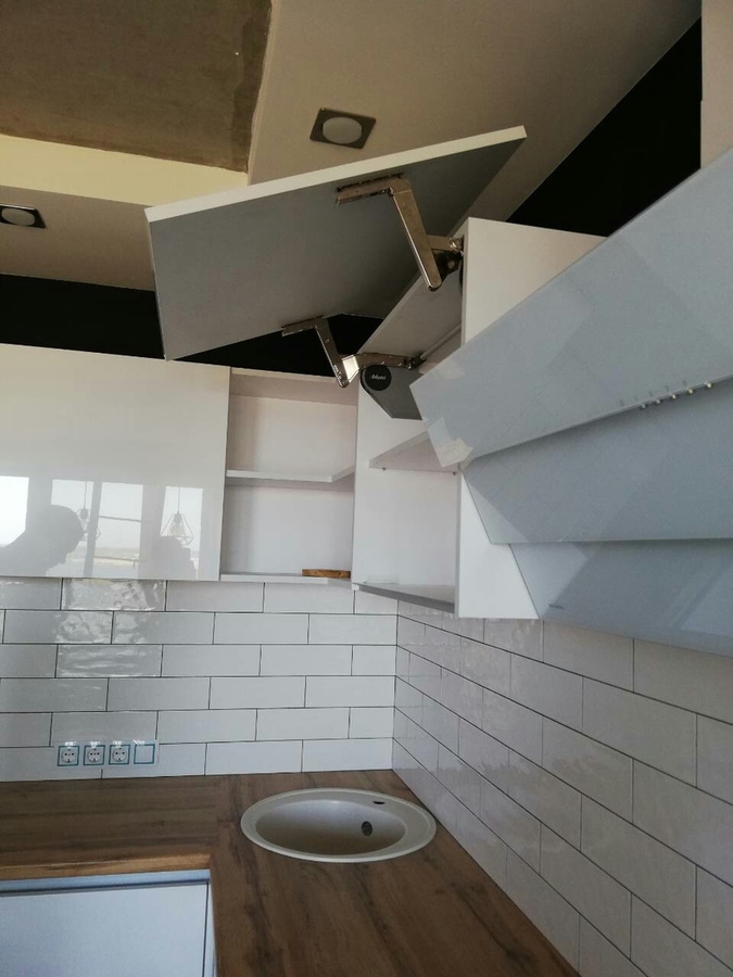 Белый кухонный гарнитур-Кухня МДФ в эмали «Модель 380»-фото8